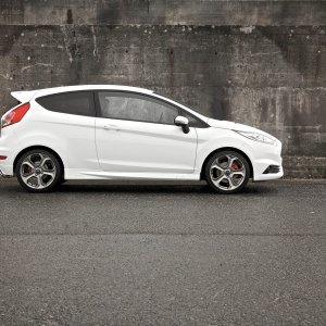 Ford_Fiesta_ST-04.jpg