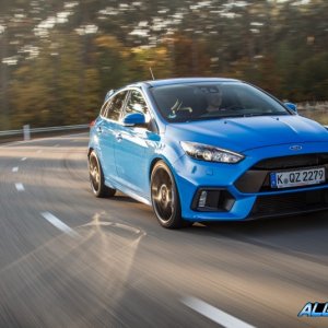 2016-Ford-Focu-RS-103-876x535.jpg